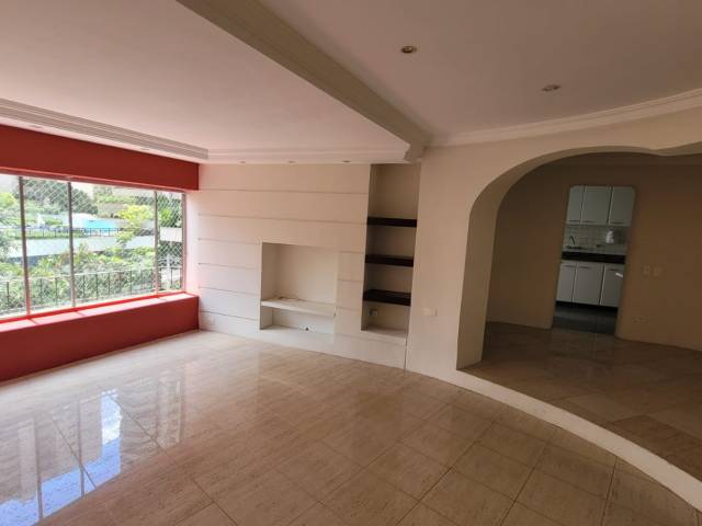 Venda em Vila Suzana - São Paulo