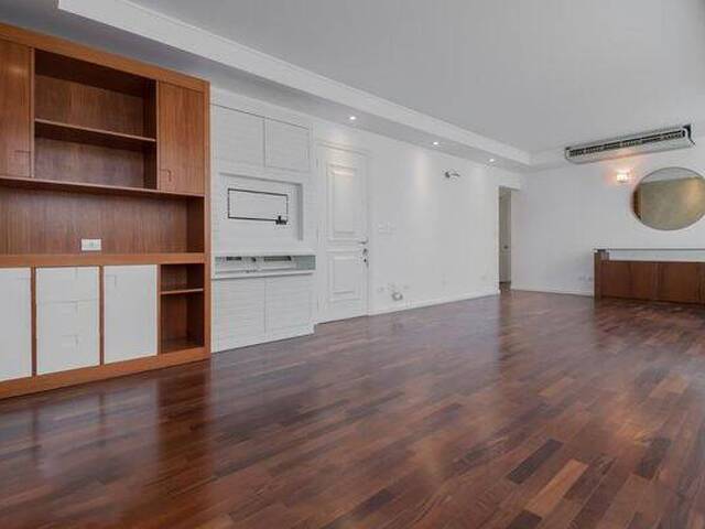 Venda em Vila Suzana - São Paulo